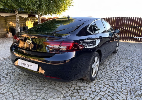 Opel Insignia cena 60900 przebieg: 179000, rok produkcji 2019 z Brwinów małe 232